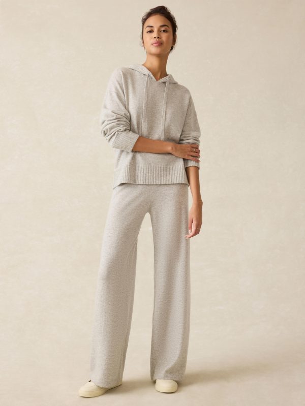 HOL24-FAHERTY-WOMENS-WBH2404-LHG-TROPICAL-CASHMERE-PANT-LIGHT-GREY-HEATHER_OM_FULLBODY_1.jpg