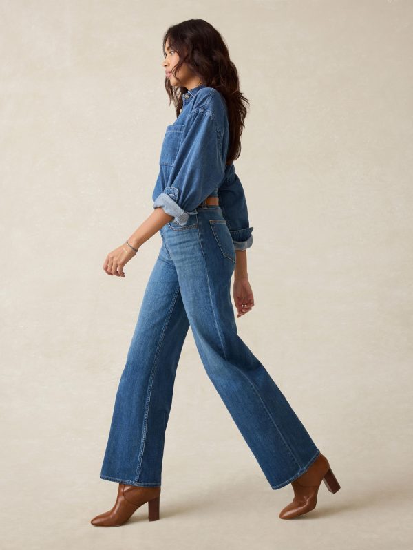 HOL24-FAHERTY-WOMENS-WBS2440-ITW-DREAN-JEAN-WIDE-LEG-INDIGO-OCEAN-WASH_OM_EDITORIAL_1.jpg