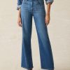 HOL24-FAHERTY-WOMENS-WBS2440-ITW-DREAN-JEAN-WIDE-LEG-INDIGO-OCEAN-WASH_OM_FRONT_CROP_1.jpg