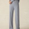 HOL24_WOMENS_WBH2416-RWI_LEGENDWAFFLEWIDELEGPANT_TRADEWINDS_FRONT_OM_WS_1.jpg